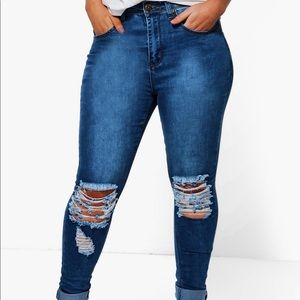 NWT BOOHOO JEANS